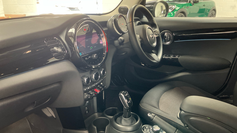 MINI Hatchback 1.5 Cooper Classic 5dr Auto Petrol Hatchback